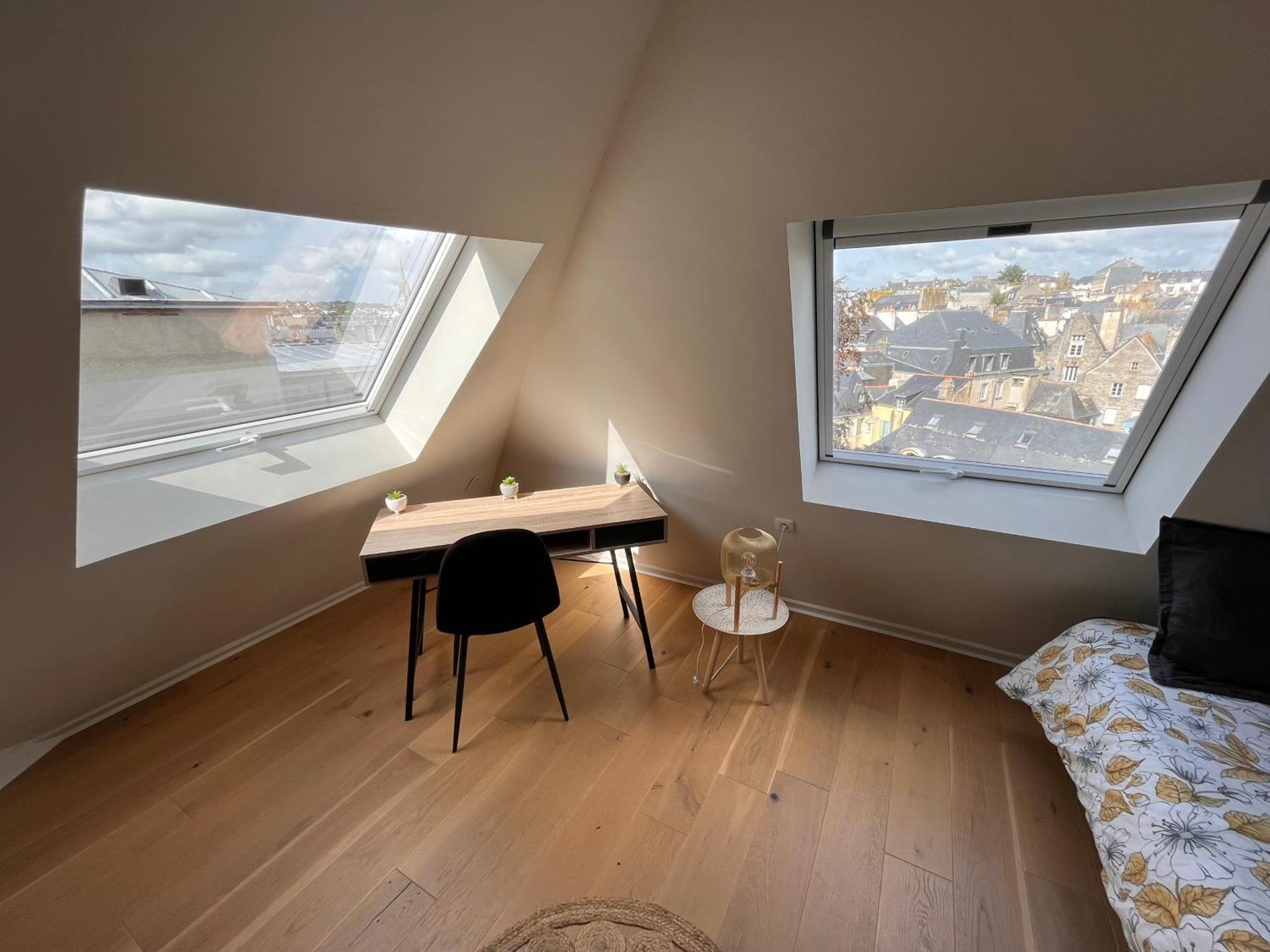 Le Nid Des Quais - Vue Panoramique Au Coeur De La Ville - Wifi - Entree Autonome كْيَمبيه المظهر الخارجي الصورة